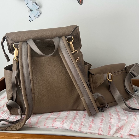 Diaper bag and matching crossbody - Picture 2 of 4